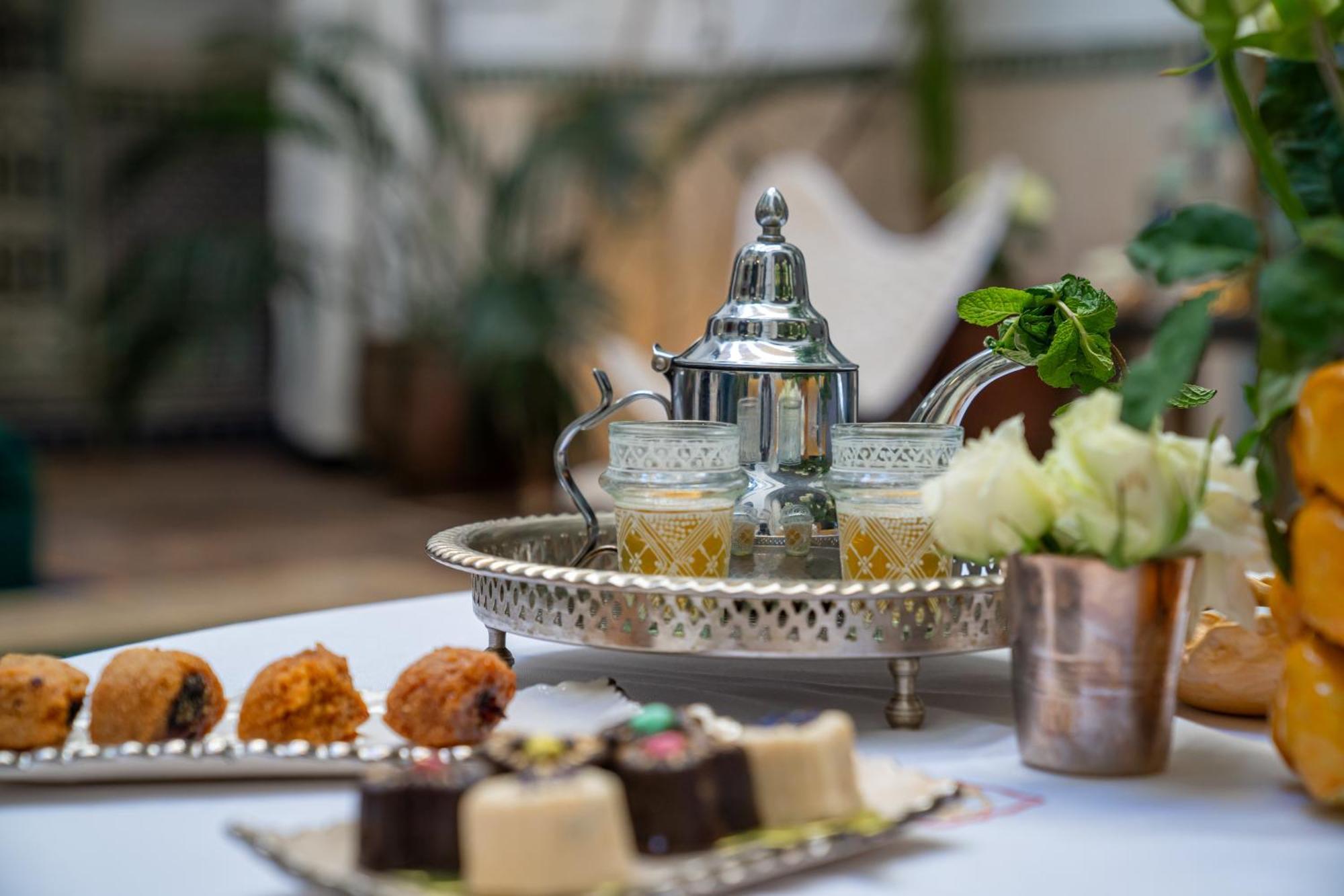 Dar Al Assad Hotel Marrakesh Bagian luar foto